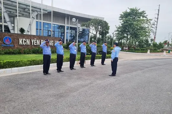 CÔNG TÁC BỒI DƯỠNG NGHIỆP VỤ CHO ĐỘI NGŨ ĐỘI TRƯỞNG, CA TRƯỞNG BẢO VỆ